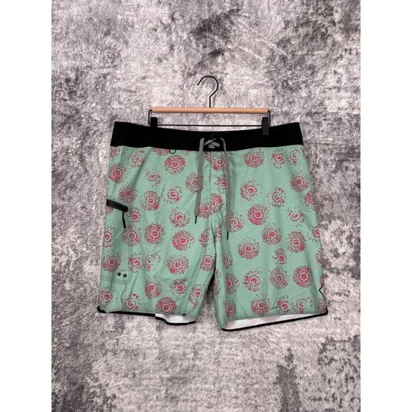 Roark Shorts 38 Mens Savage Green Floral Print Board Swim Trunks - Picture 1 of 8